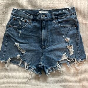 A&F JEAN SHORTS